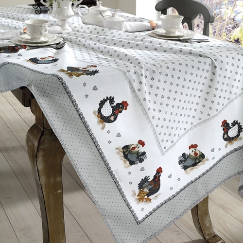 Fabricante de Mesa Plástico com 4 Cadeiras Araxá - Conjunto de